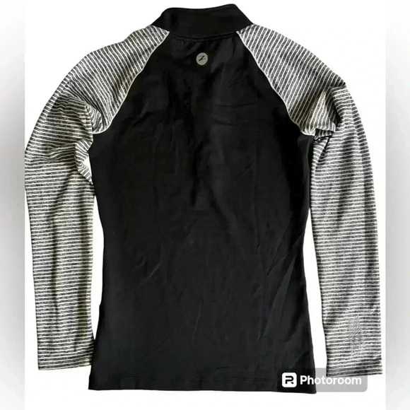 Zoot Elite Running 1/2 zip black with gray and white stripes - Picture 2 of 9